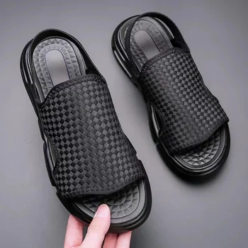 2022 Homens Sandálias de Praia no Verão Sandálias de Mens do Homem Casual de Couro Sandália Sapatos Abertos para os Homens de Pesca Nova Moda de Calçados Esportivos